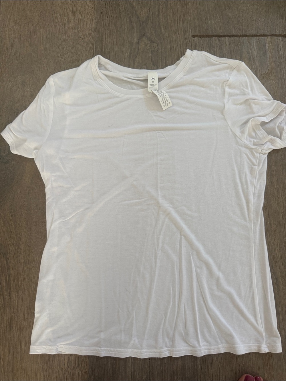 ALO Yoga White Short Sleeve Crew Tee